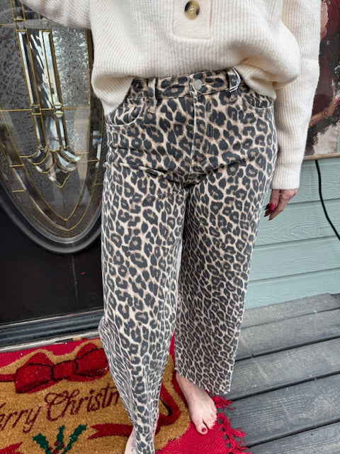 Vervet Leopard Crop Pant